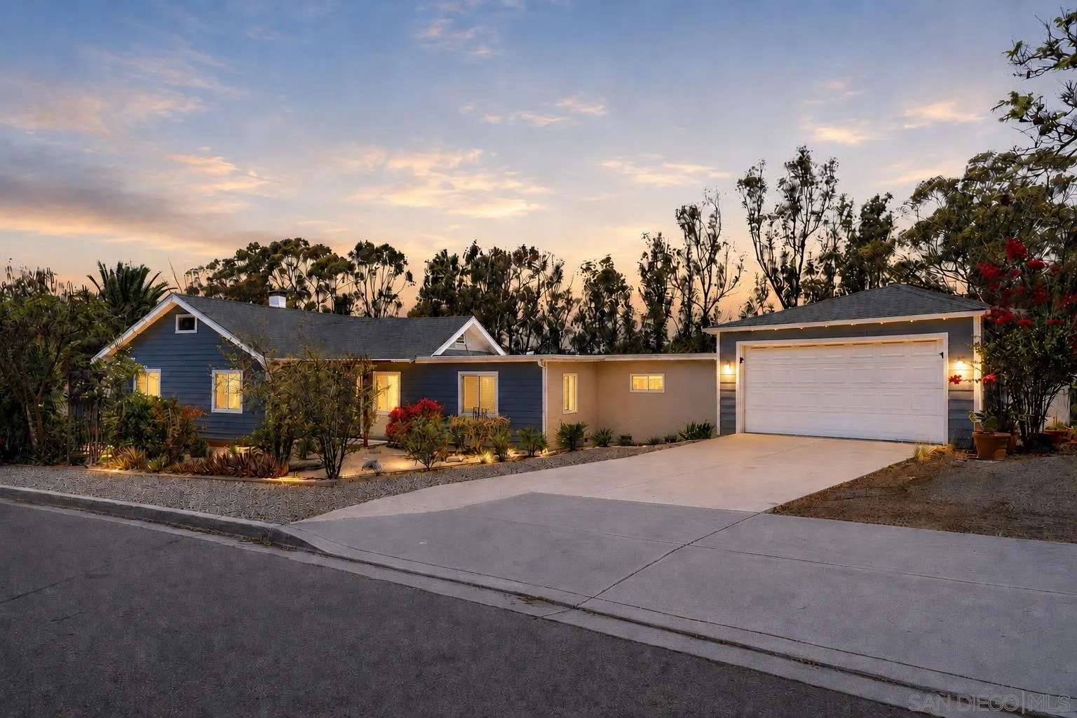 https://cdn.realtyfeed.com/cdn/127/260019232/5d0e2cfe54259d719478af5ecad8058e.webp