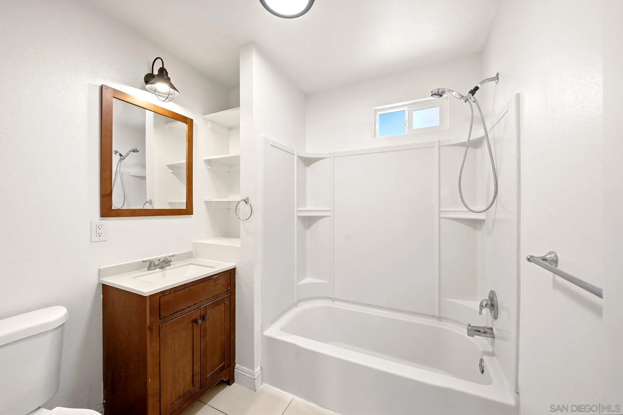 https://cdn.realtyfeed.com/cdn/127/260019232/a5f9af95c1463c8c043b27023b18b338.webp