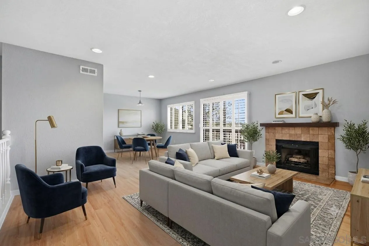 Photo #1: 260019233 Listing: Photo #1