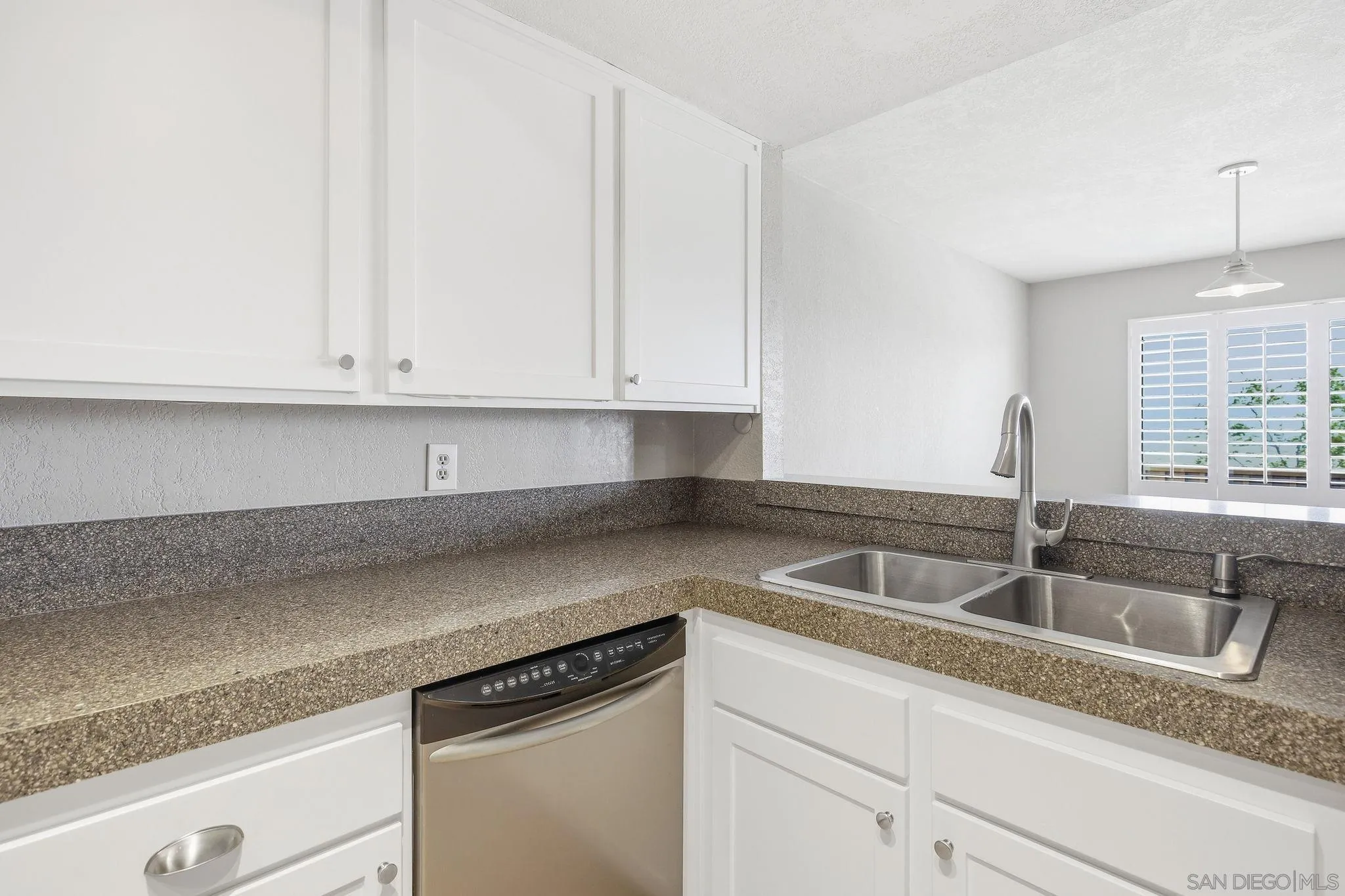 Photo #20: 260019233 Listing: Photo #20