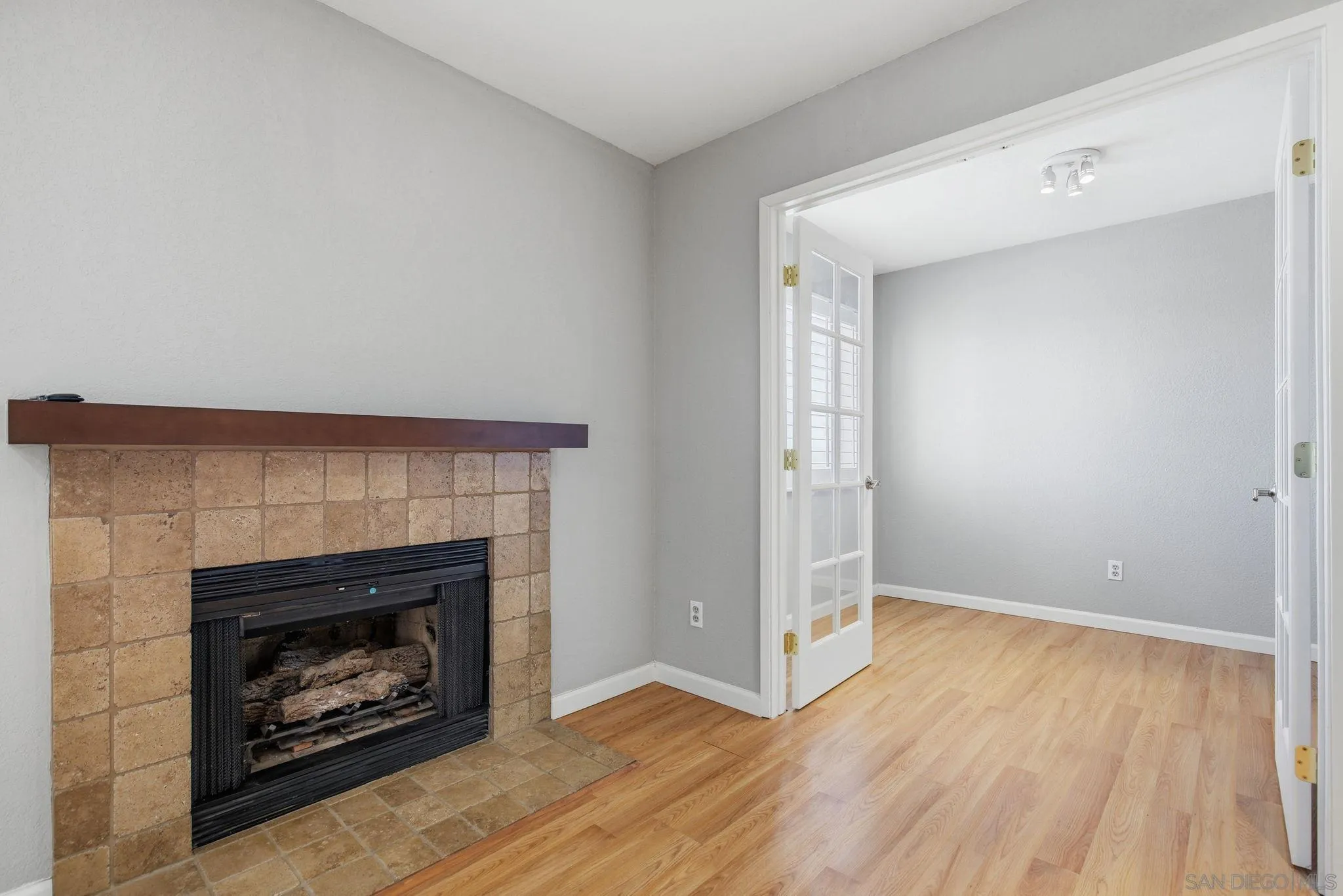 Photo #6: 260019233 Listing: Photo #6