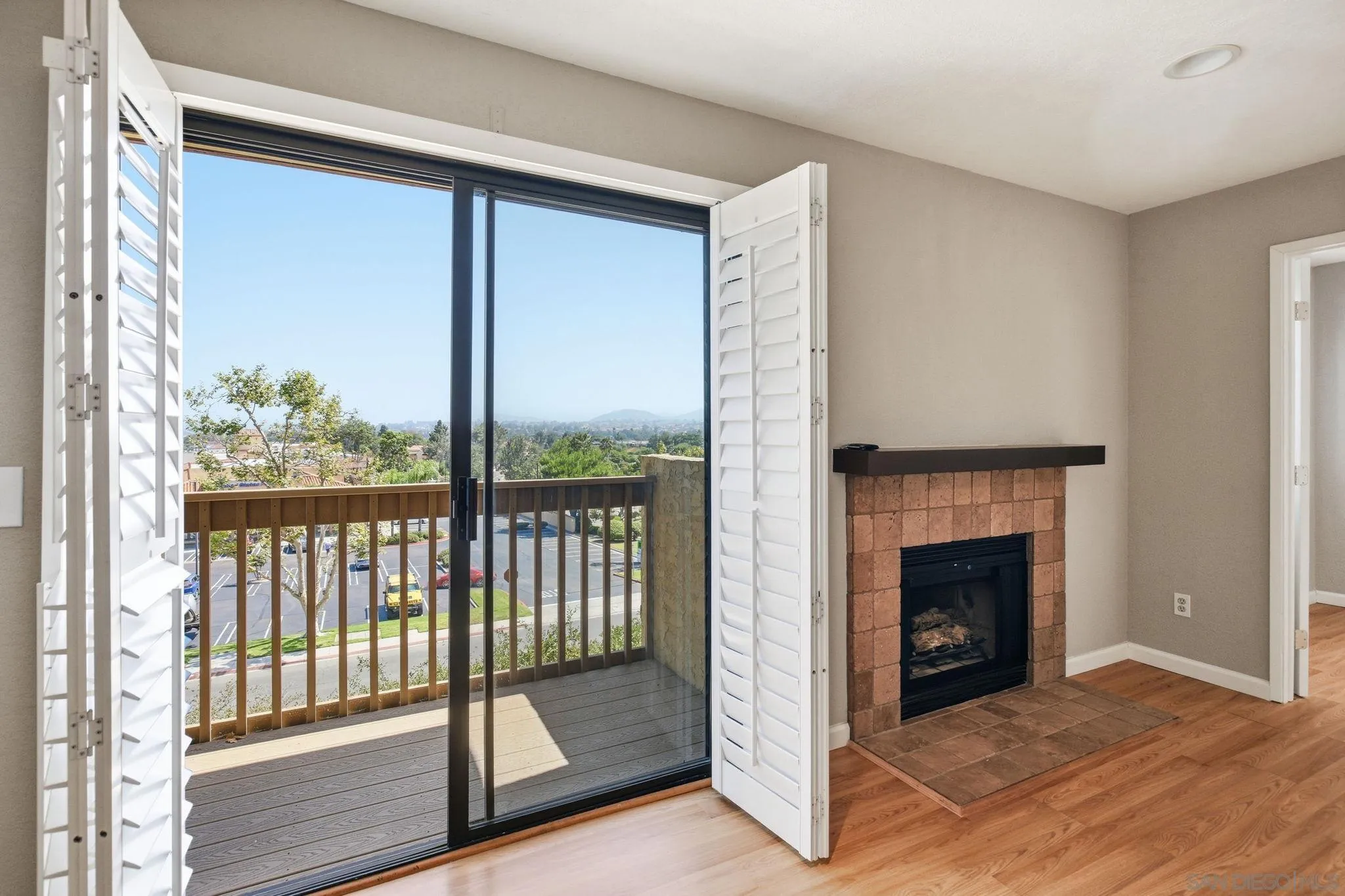 Photo #7: 260019233 Listing: Photo #7