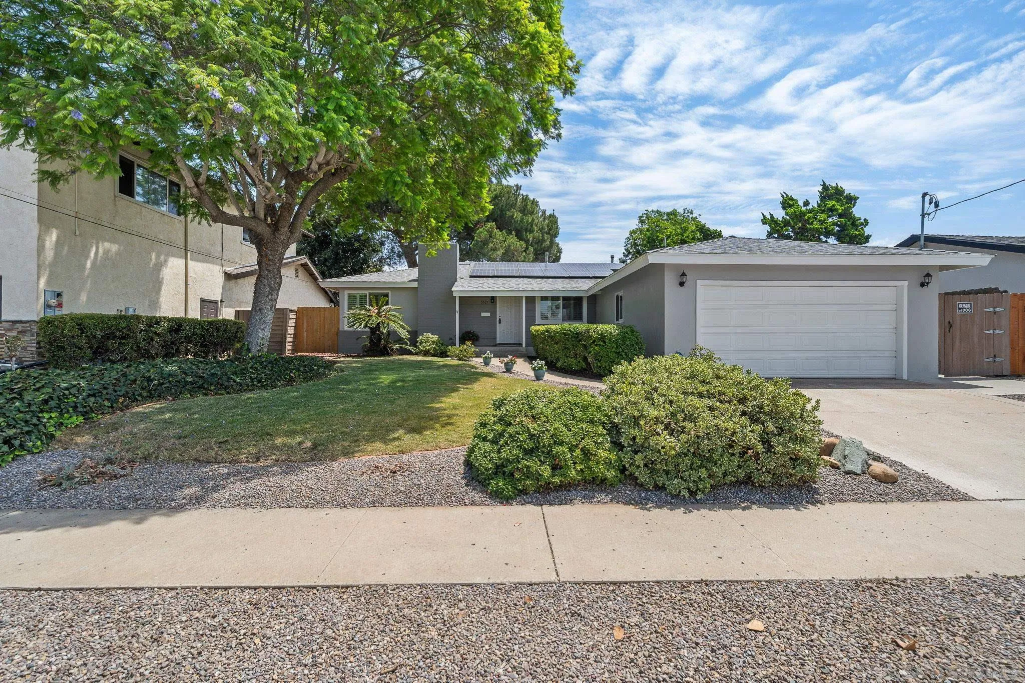 https://cdn.realtyfeed.com/cdn/127/260019235/25fe637c4a9cd21acefcd723e7c1e37c.webp
