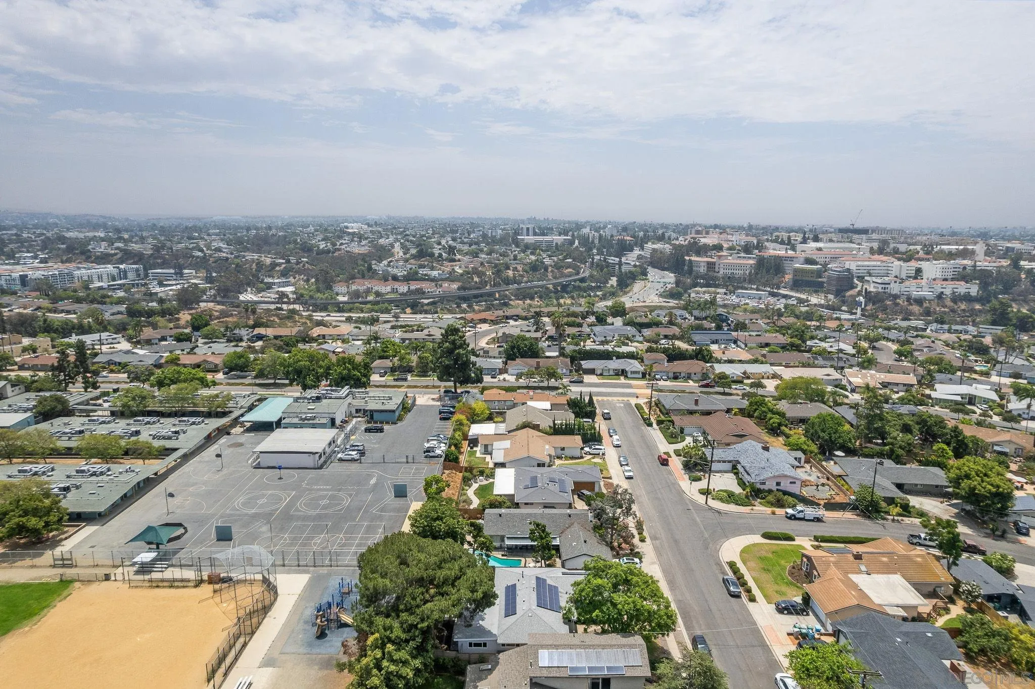 https://cdn.realtyfeed.com/cdn/127/260019235/838af8ec0c49e225a2fb1fac0551574f.webp