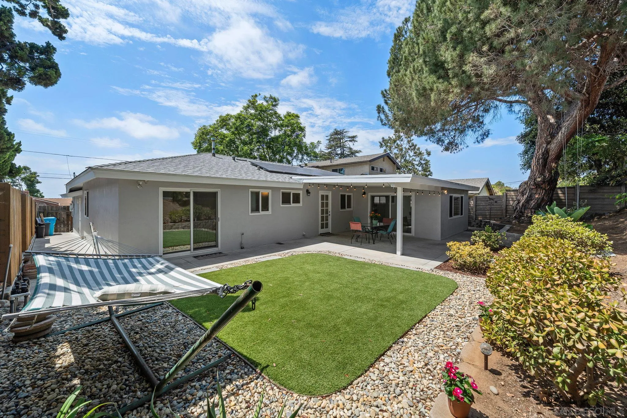 https://cdn.realtyfeed.com/cdn/127/260019235/8ddc74310e0c9f982ec2b11efeb47c39.webp