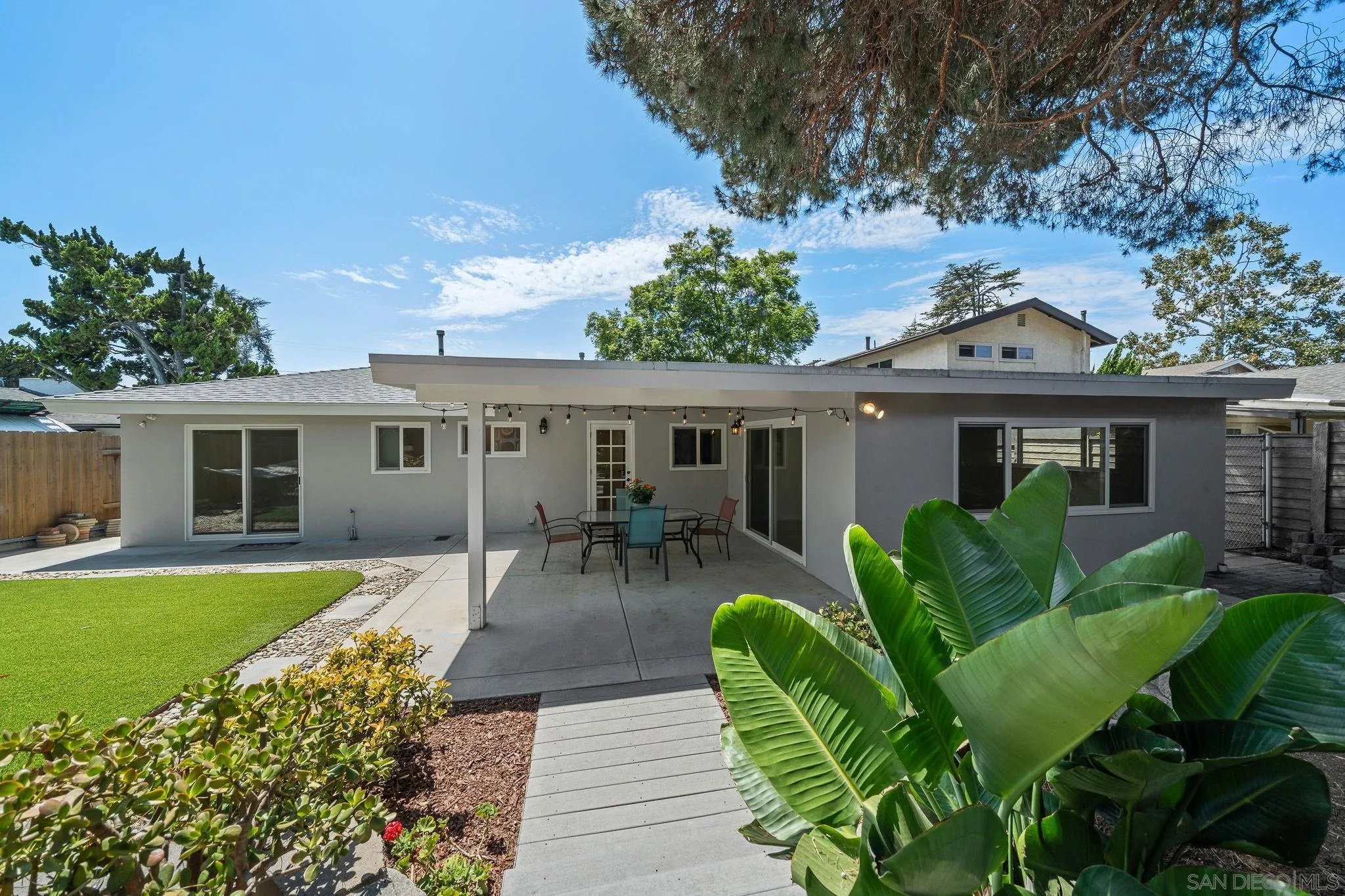 https://cdn.realtyfeed.com/cdn/127/260019235/9101a7d5e493780085c9ca13bdc6ddef.webp