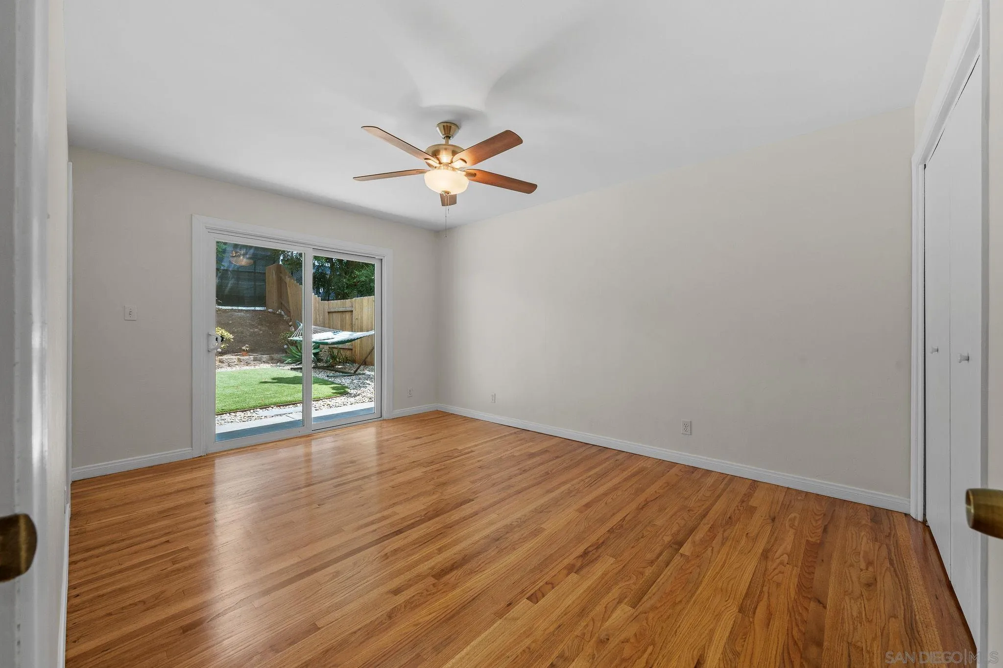 https://cdn.realtyfeed.com/cdn/127/260019235/c70b92e8d6fe31c565fc97da05ca12a5.webp