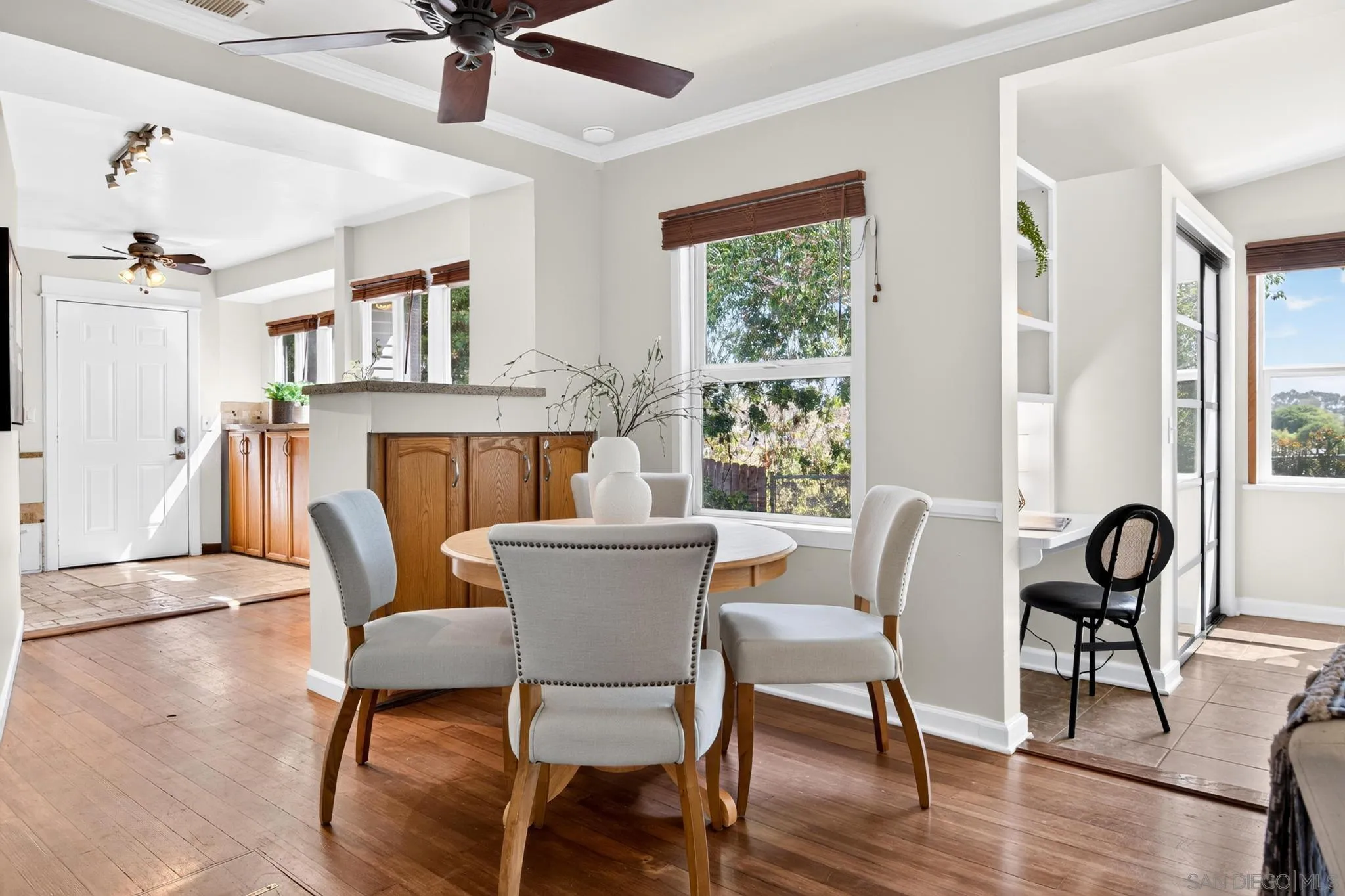 https://cdn.realtyfeed.com/cdn/127/260019236/5c8e8aace9b92b62bcb290a883b7df36.webp