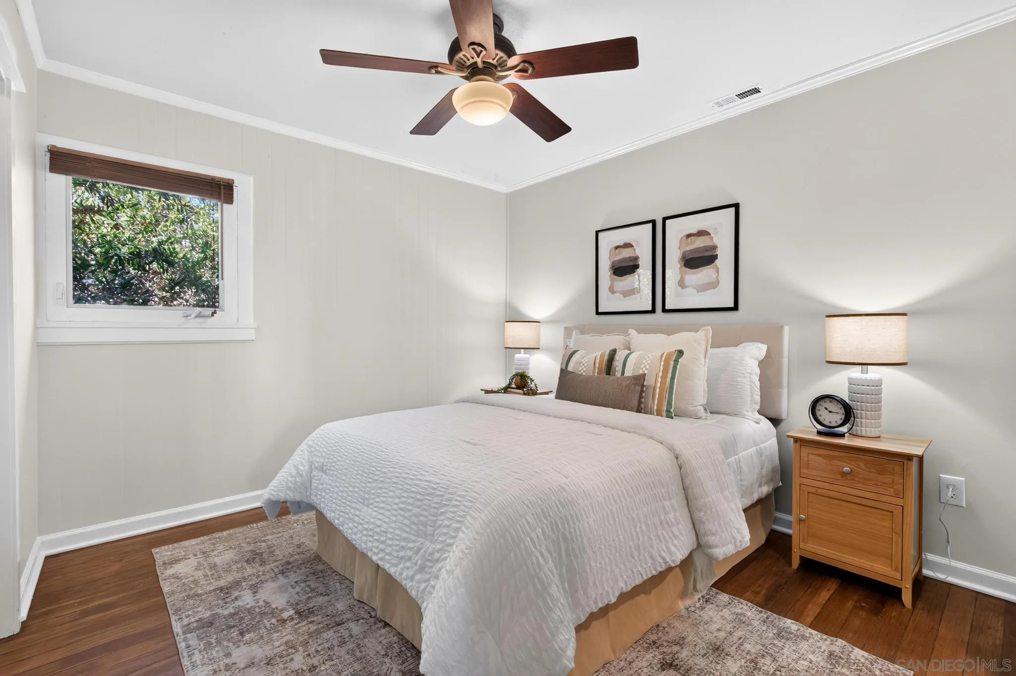 https://cdn.realtyfeed.com/cdn/127/260019236/e3048e2f8f3e6b65784eccb00d2a0da7.webp