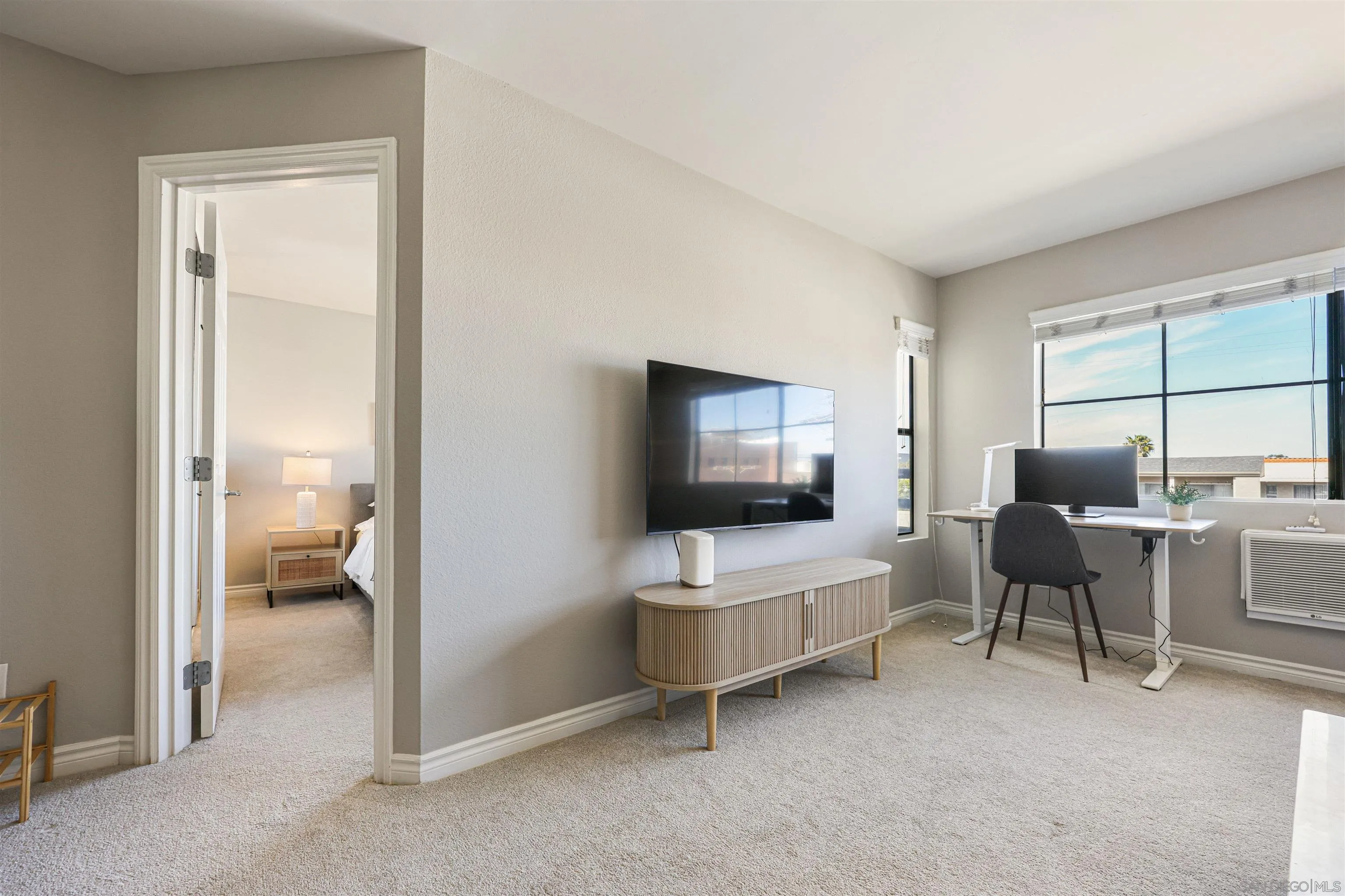 Photo #8: 260019238 Listing: Photo #8