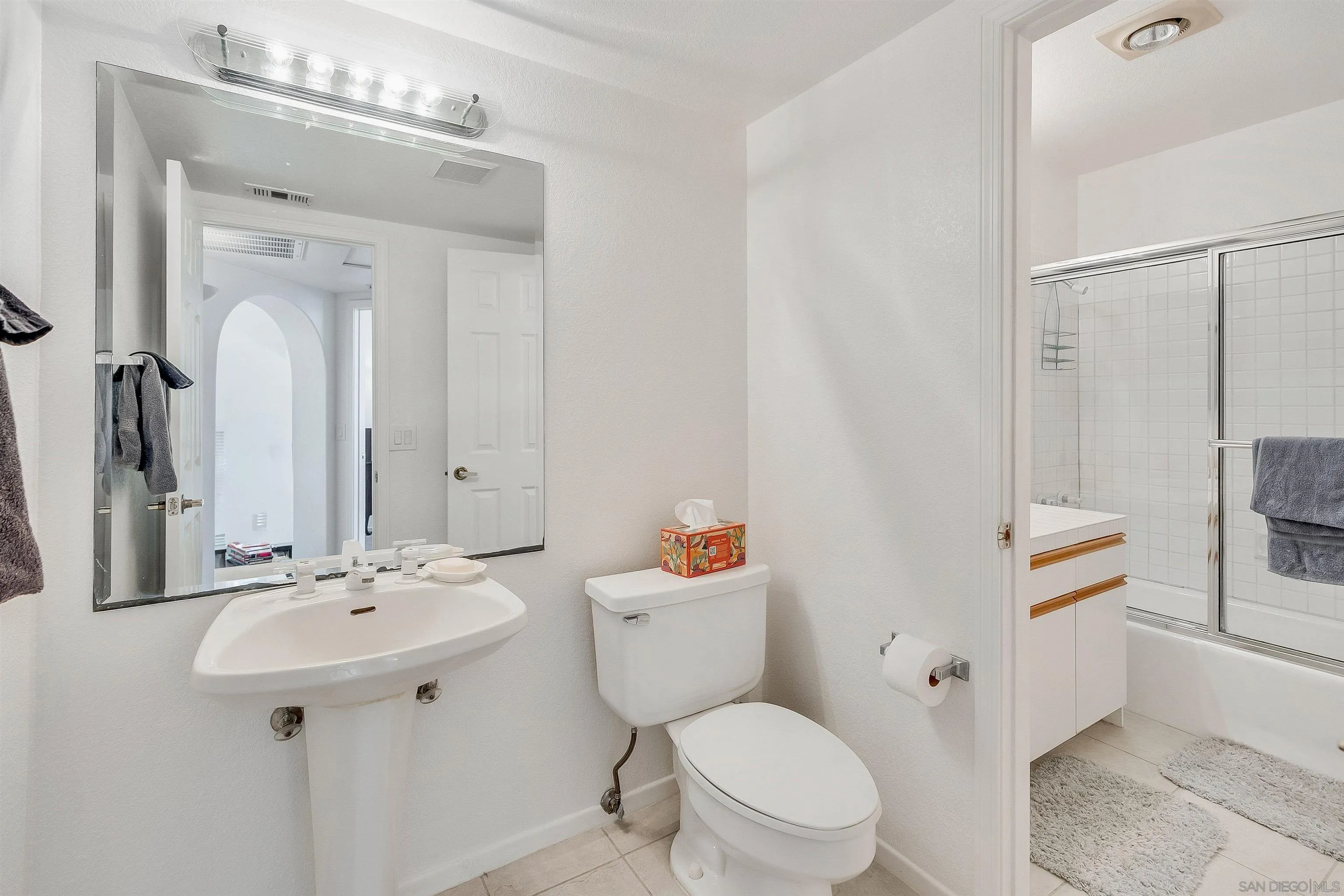 Photo #14: 260019239 Listing: Photo #14