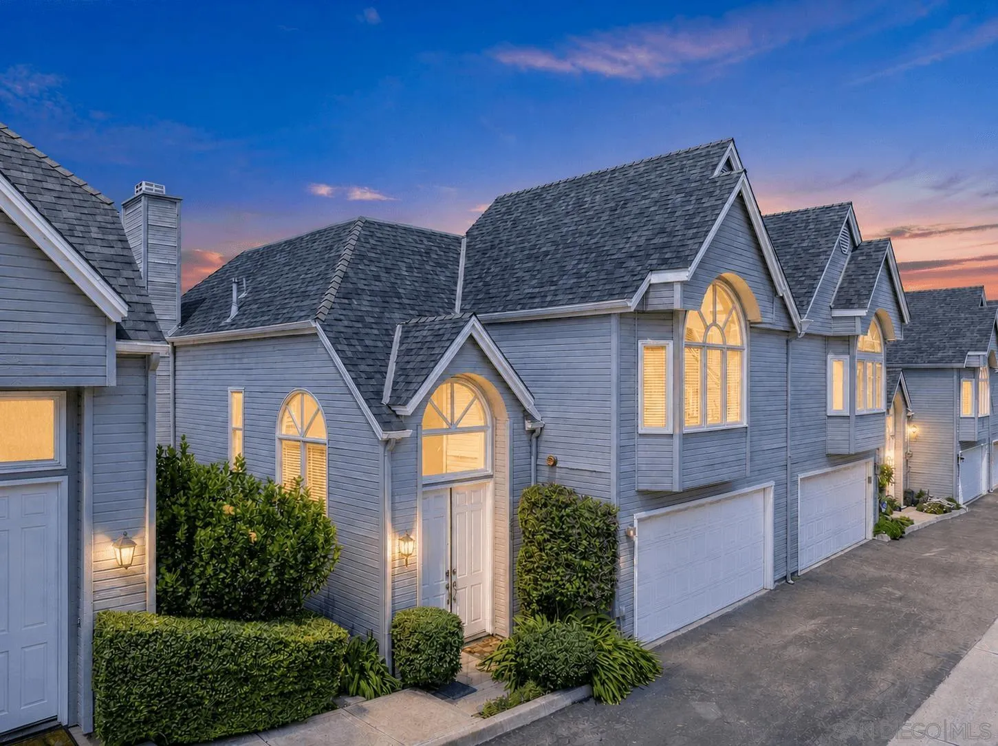 Photo #1: 260019239 Listing: Photo #1