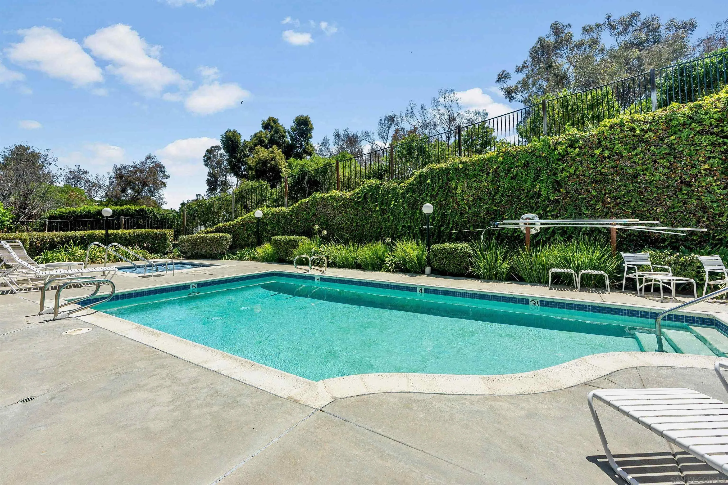 Photo #22: 260019239 Listing: Photo #22