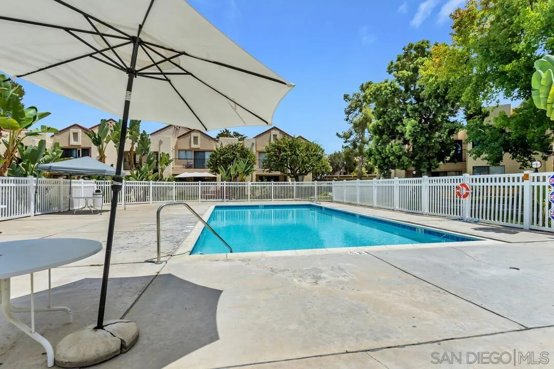 Photo #21: 260019240 Listing: Photo #21