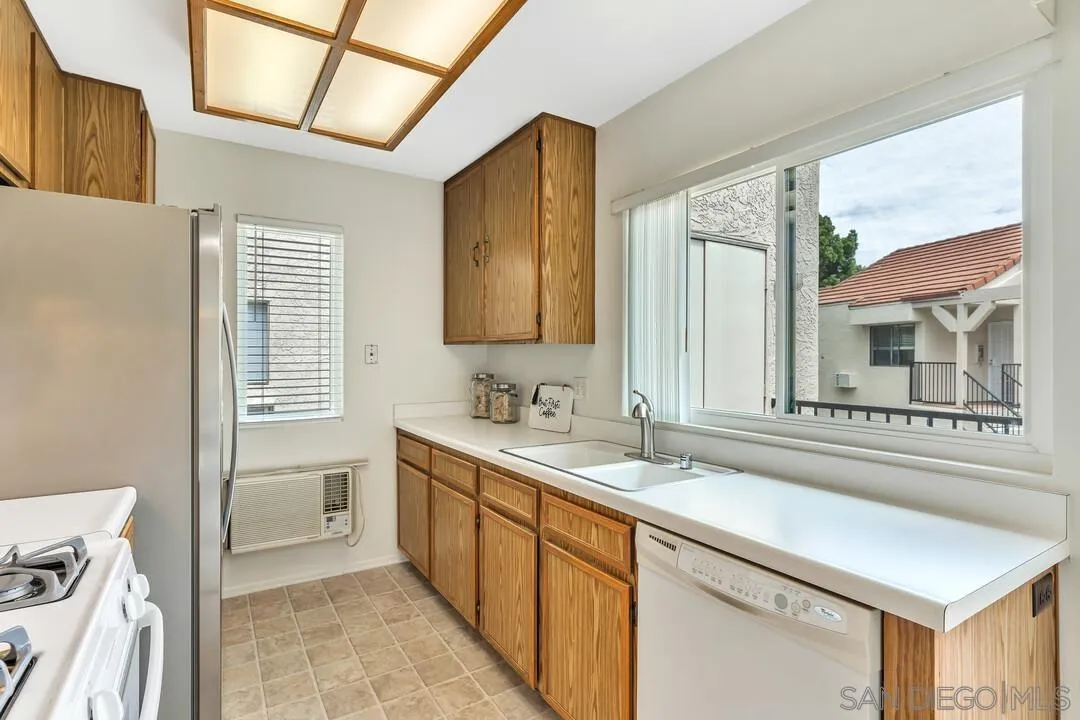 Photo #15: 260019240 Listing: Photo #15