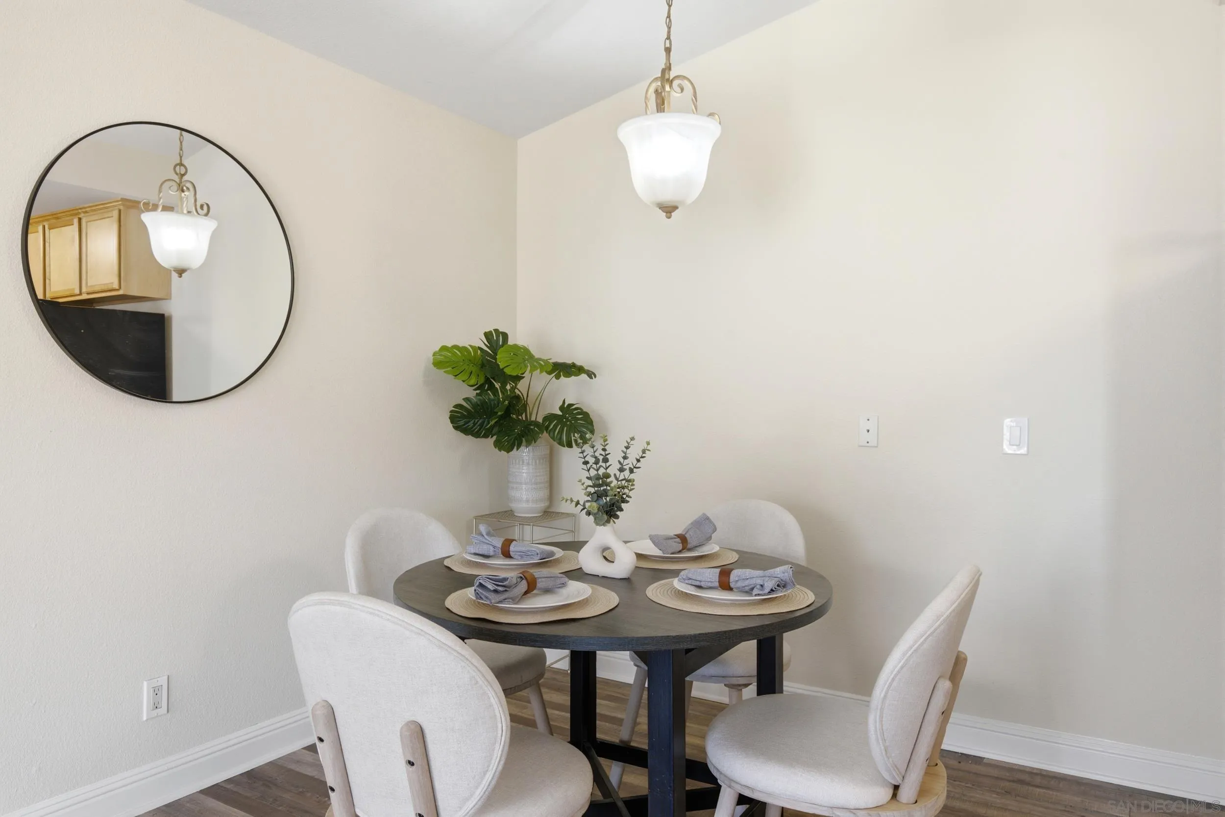 Photo #12: 260019241 Listing: Photo #12