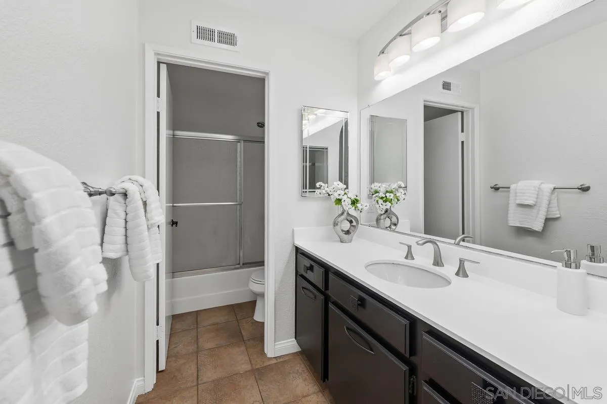 Photo #34: 260019242 Listing: Photo #34