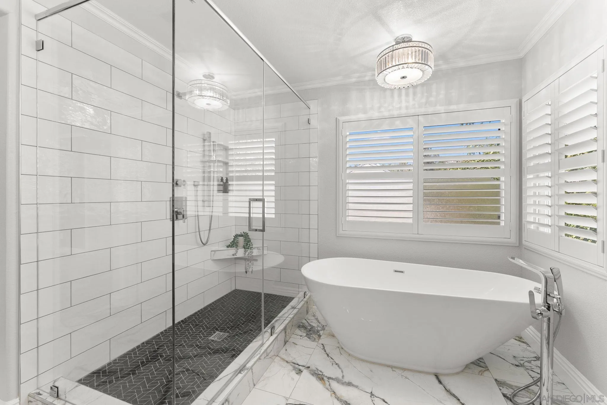 https://cdn.realtyfeed.com/cdn/127/260019246/afd2285575049f277f28987ee54d6ad2.webp