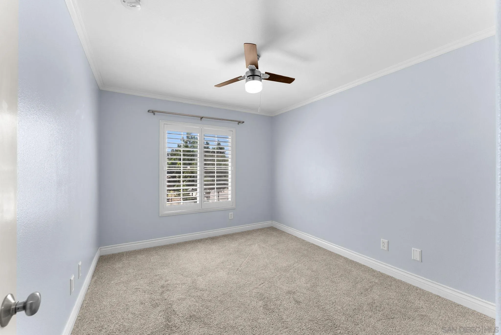 https://cdn.realtyfeed.com/cdn/127/260019246/cff719f1b7bccd7b918f678245cc2591.webp