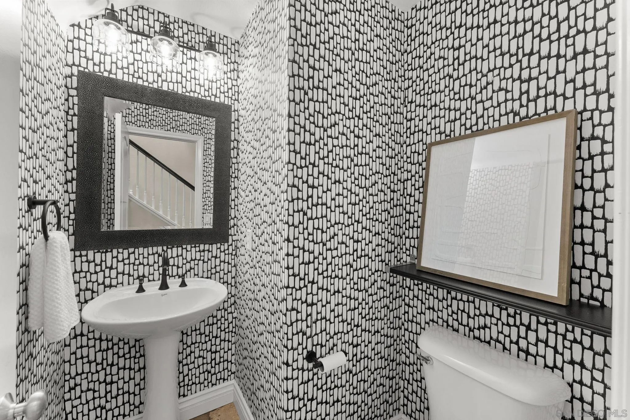 https://cdn.realtyfeed.com/cdn/127/260019246/e7136fb1bd5e7538ecd618d82a307153.webp