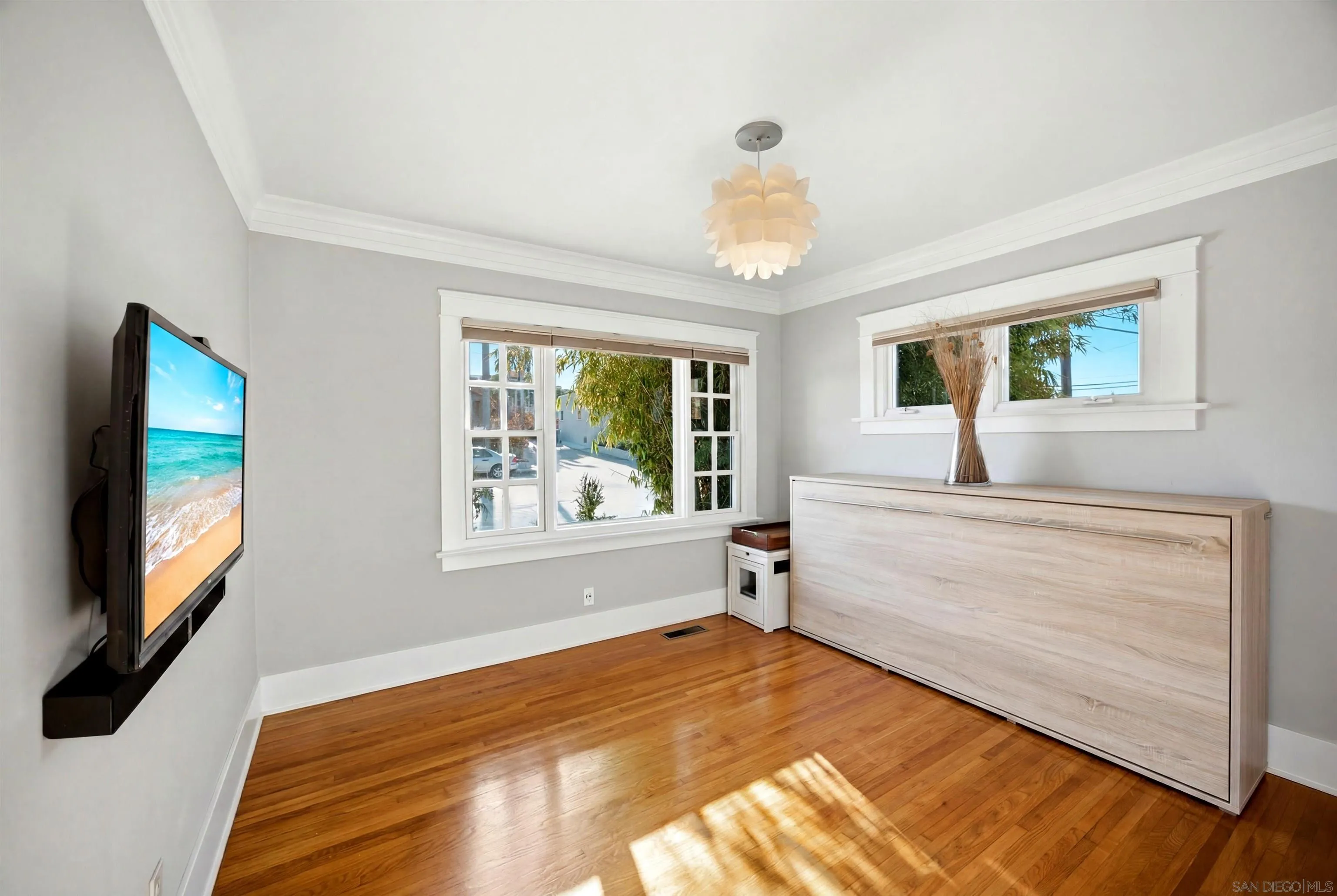 https://cdn.realtyfeed.com/cdn/127/260019247/7877c3c26f28f47bc8ac9666c86396e8.webp