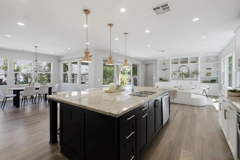 https://cdn.realtyfeed.com/cdn/127/260019249/0a563660ff29d8cc32f72f492b1a71ee.webp