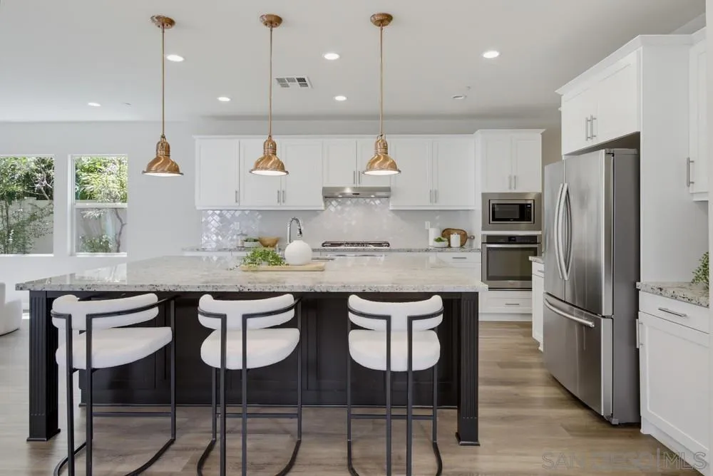 https://cdn.realtyfeed.com/cdn/127/260019249/afa4893e050ff6a4f8ed802bc22194ef.webp