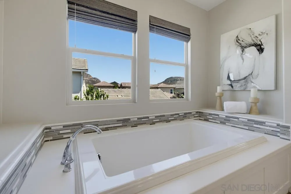 https://cdn.realtyfeed.com/cdn/127/260019249/b31943a8d6f297998f560901a899ac1b.webp