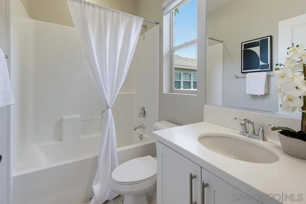 https://cdn.realtyfeed.com/cdn/127/260019249/bf518618022486476cbbea57a6c5eca5.webp