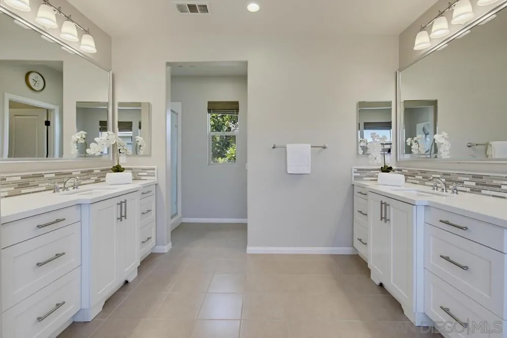 https://cdn.realtyfeed.com/cdn/127/260019249/c97d9102586e636687b1a4bea869837d.webp