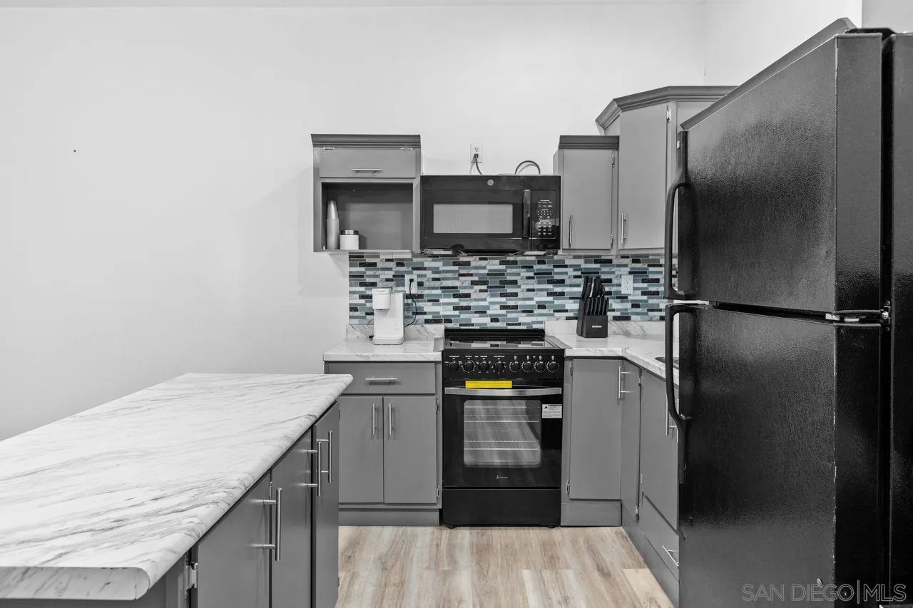 https://cdn.realtyfeed.com/cdn/127/260019250/1193e05b0d4ccfffc751664273f97fde.webp