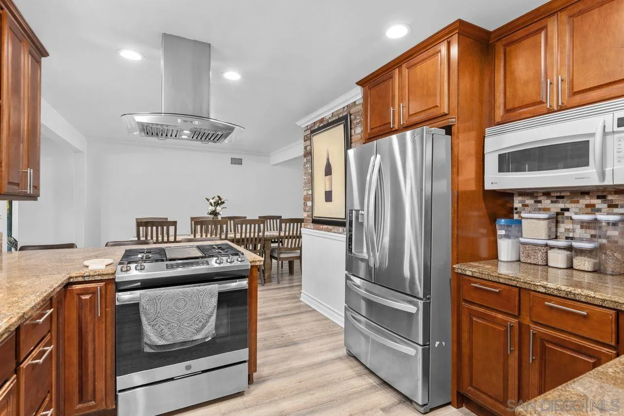 https://cdn.realtyfeed.com/cdn/127/260019250/b74c5e3d33678c5fd263b15bfcb68048.webp