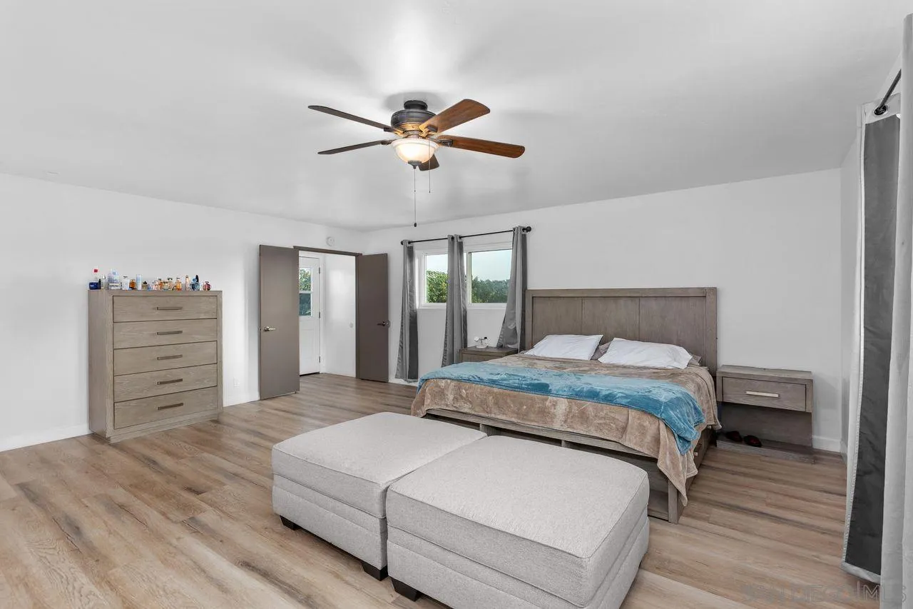 https://cdn.realtyfeed.com/cdn/127/260019250/e36db75f6050a446db39e0d9d61ce64d.webp