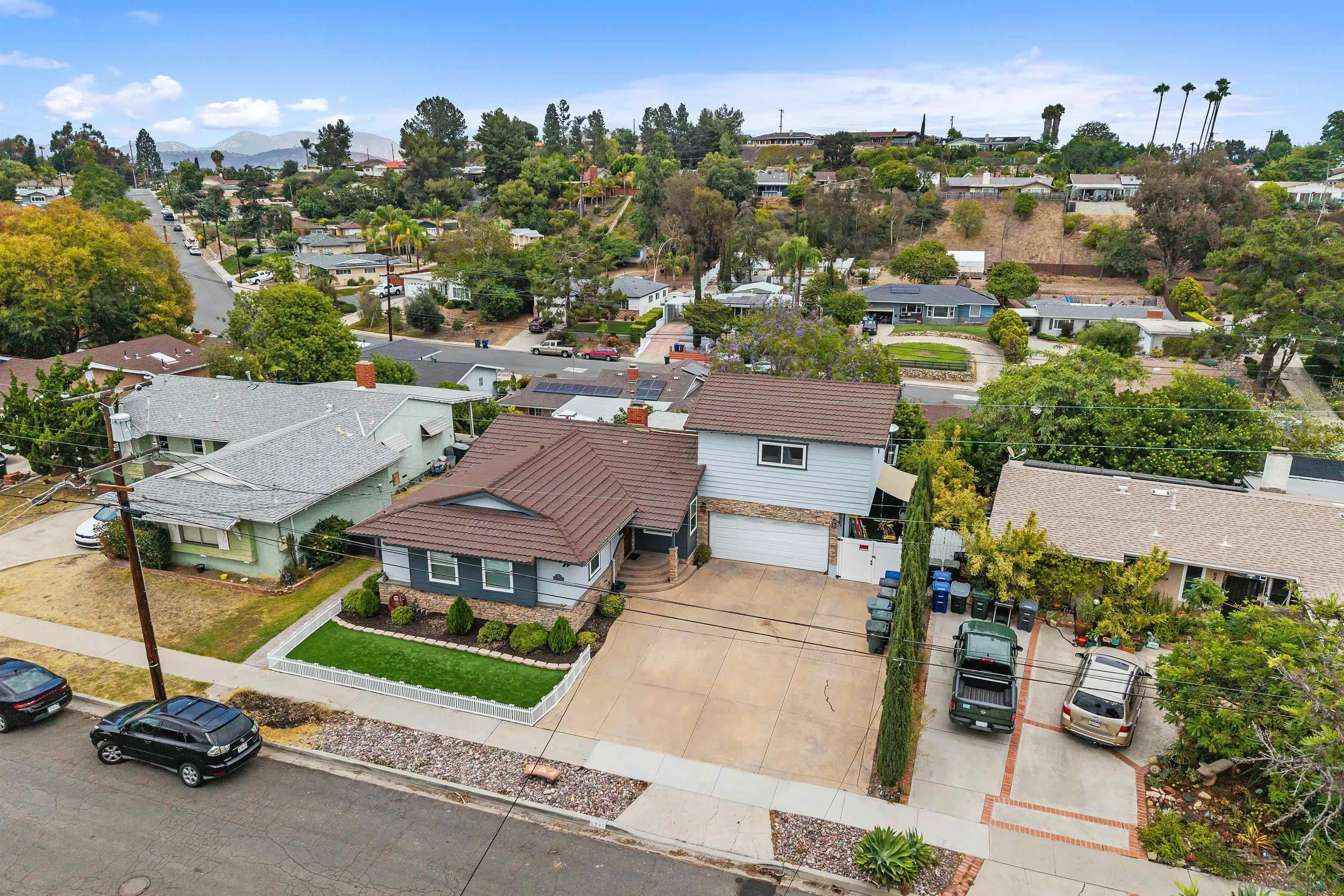 https://cdn.realtyfeed.com/cdn/127/260019250/ed1a1879ac21238982f7cf8fb55db66b.webp