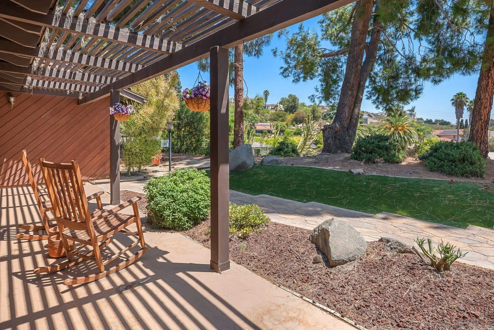 https://cdn.realtyfeed.com/cdn/127/260019256/0d0e80a68d8b33f4e29dc6d7c8cc1656.webp