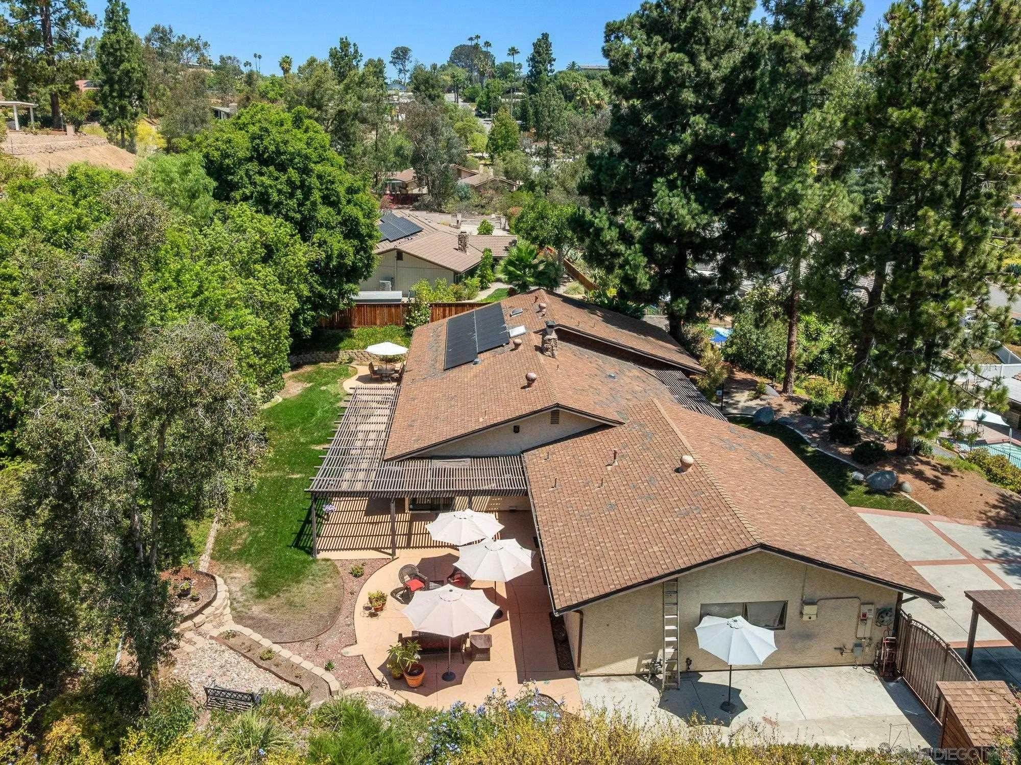 https://cdn.realtyfeed.com/cdn/127/260019256/31d90454096079504da37b3f9ab183d4.webp