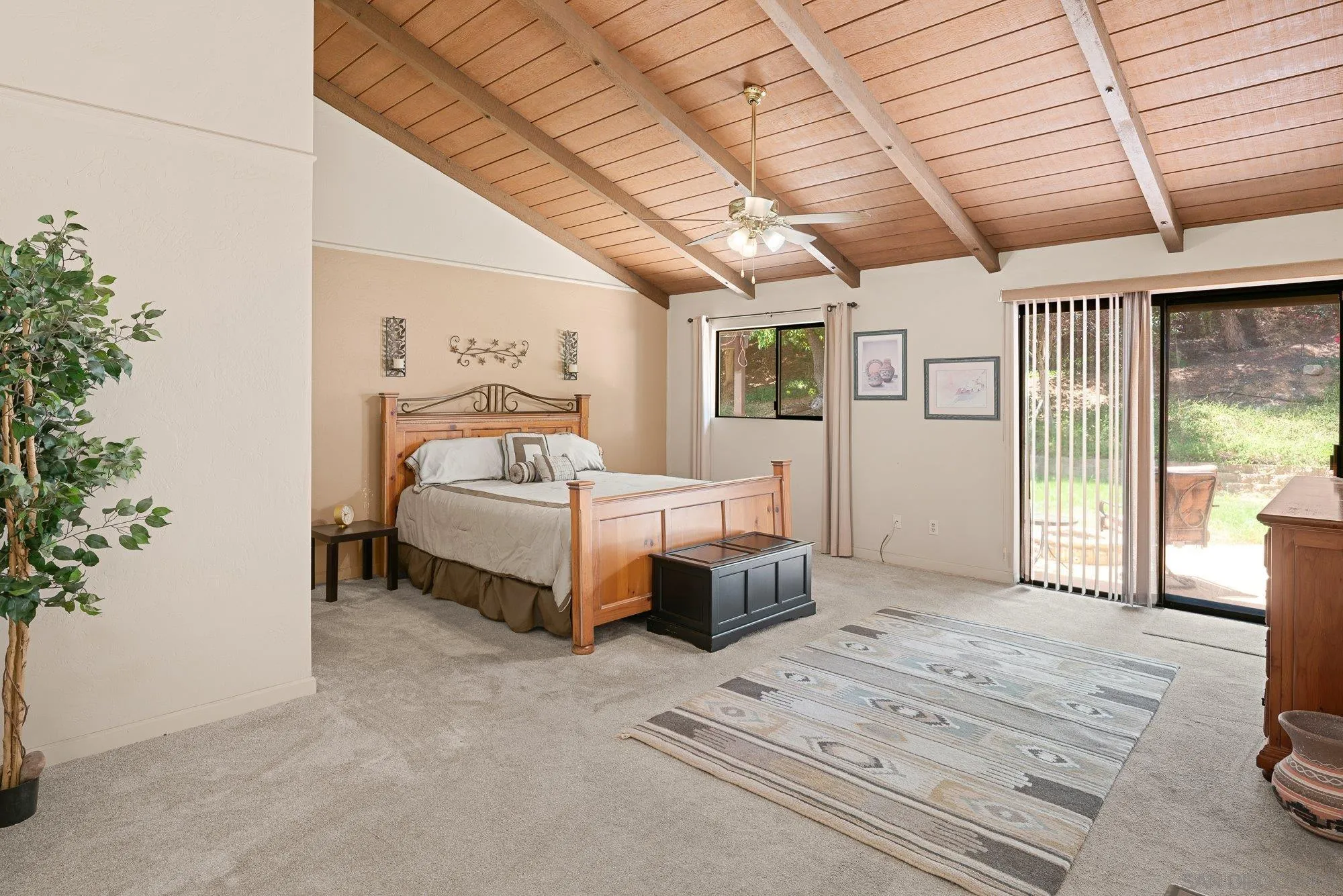 https://cdn.realtyfeed.com/cdn/127/260019256/4e4bc0505131d46e84b79e22af60417e.webp