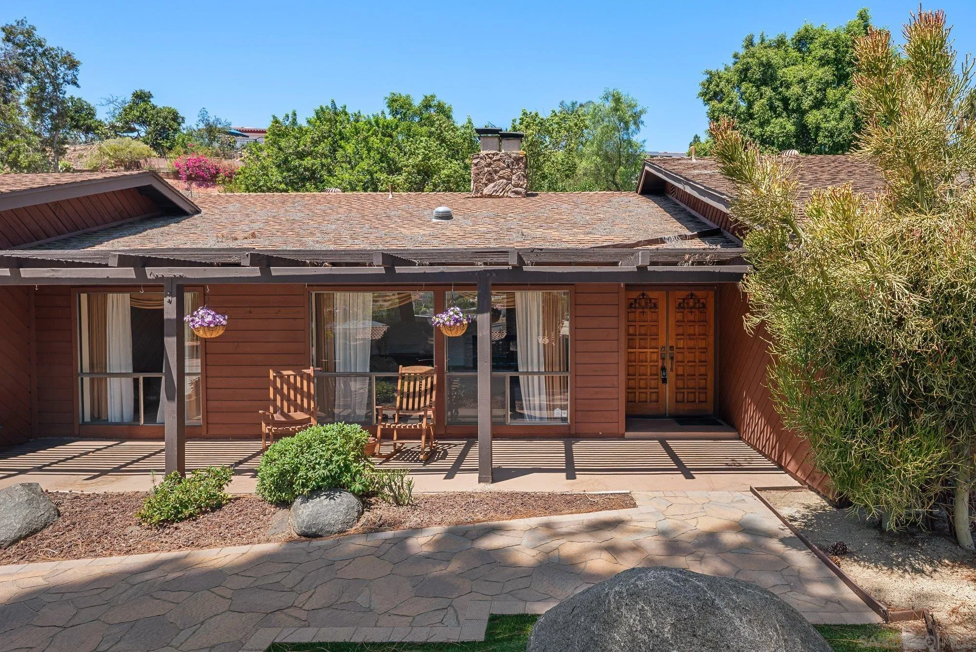 https://cdn.realtyfeed.com/cdn/127/260019256/4e98ae93ae35aeb2a2bde4889aa014a5.webp