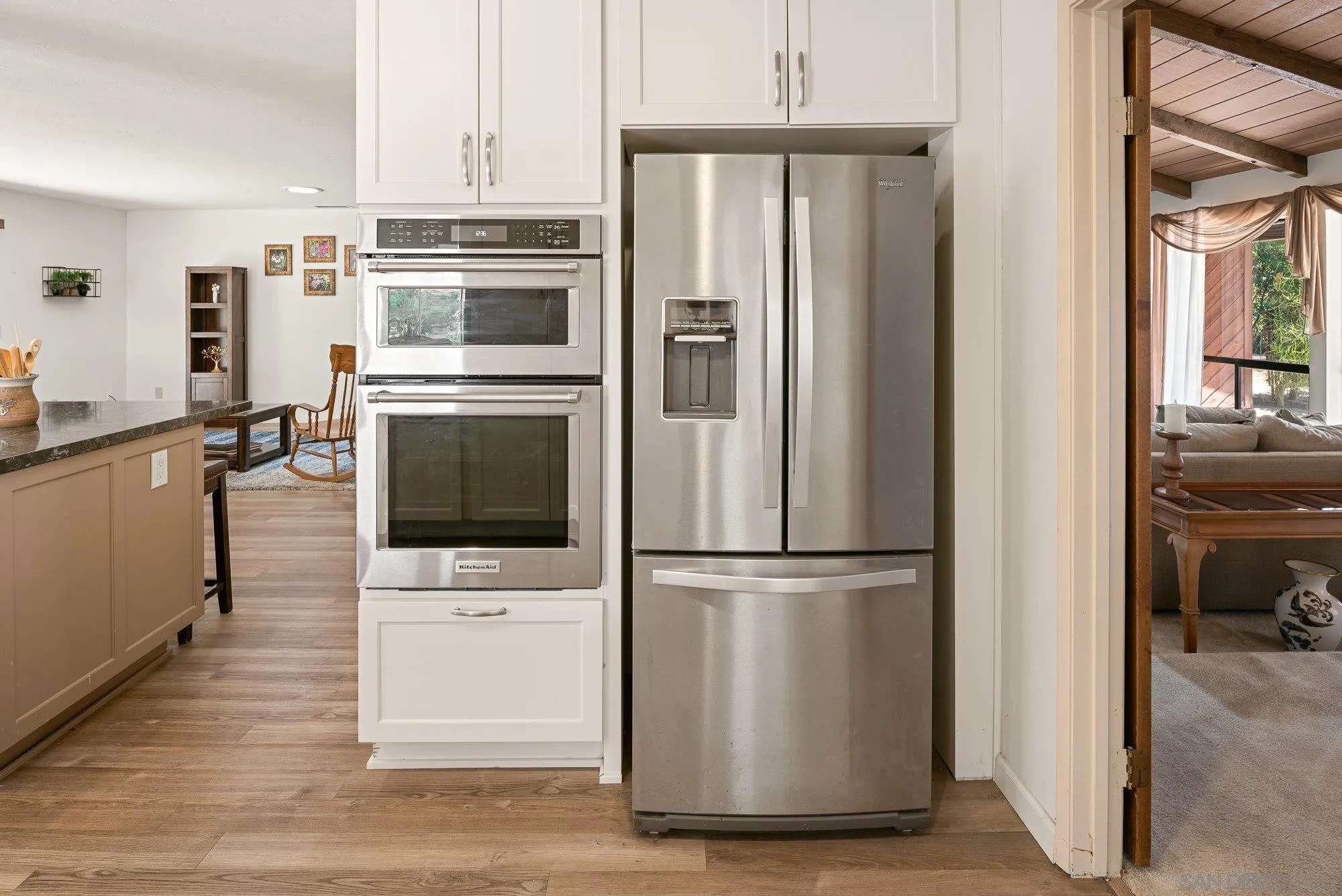 https://cdn.realtyfeed.com/cdn/127/260019256/b5f70500a4c768ed044d785652cbd2da.webp