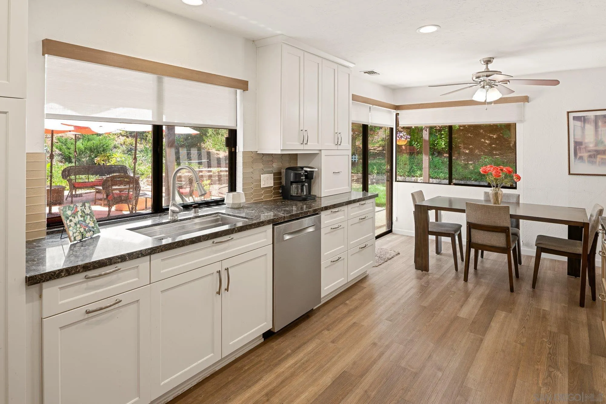 https://cdn.realtyfeed.com/cdn/127/260019256/c1282ce2e5e1145dbaee88bb61b7c4df.webp