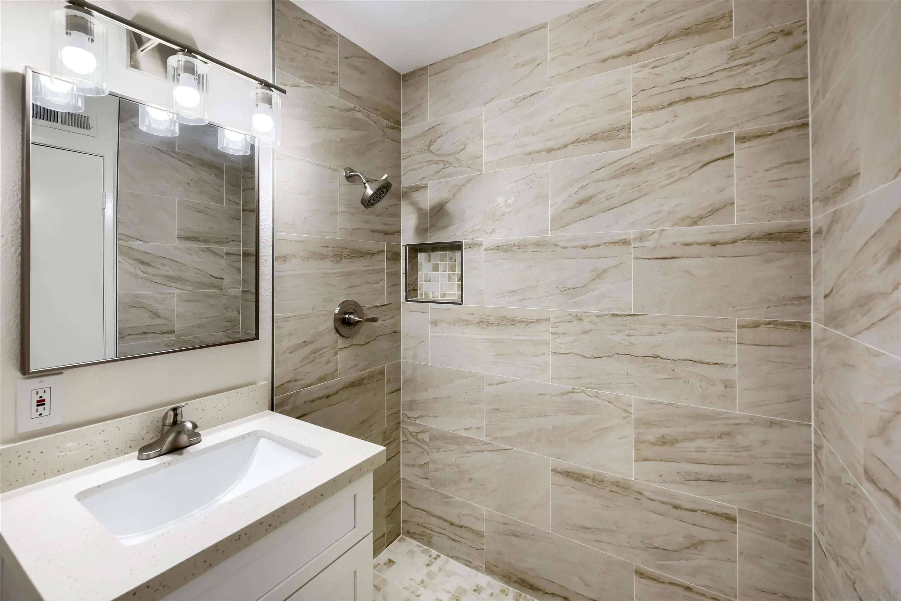 https://cdn.realtyfeed.com/cdn/127/260019257/3a7c5fc4e6eff8da77462ad97124da3a.webp