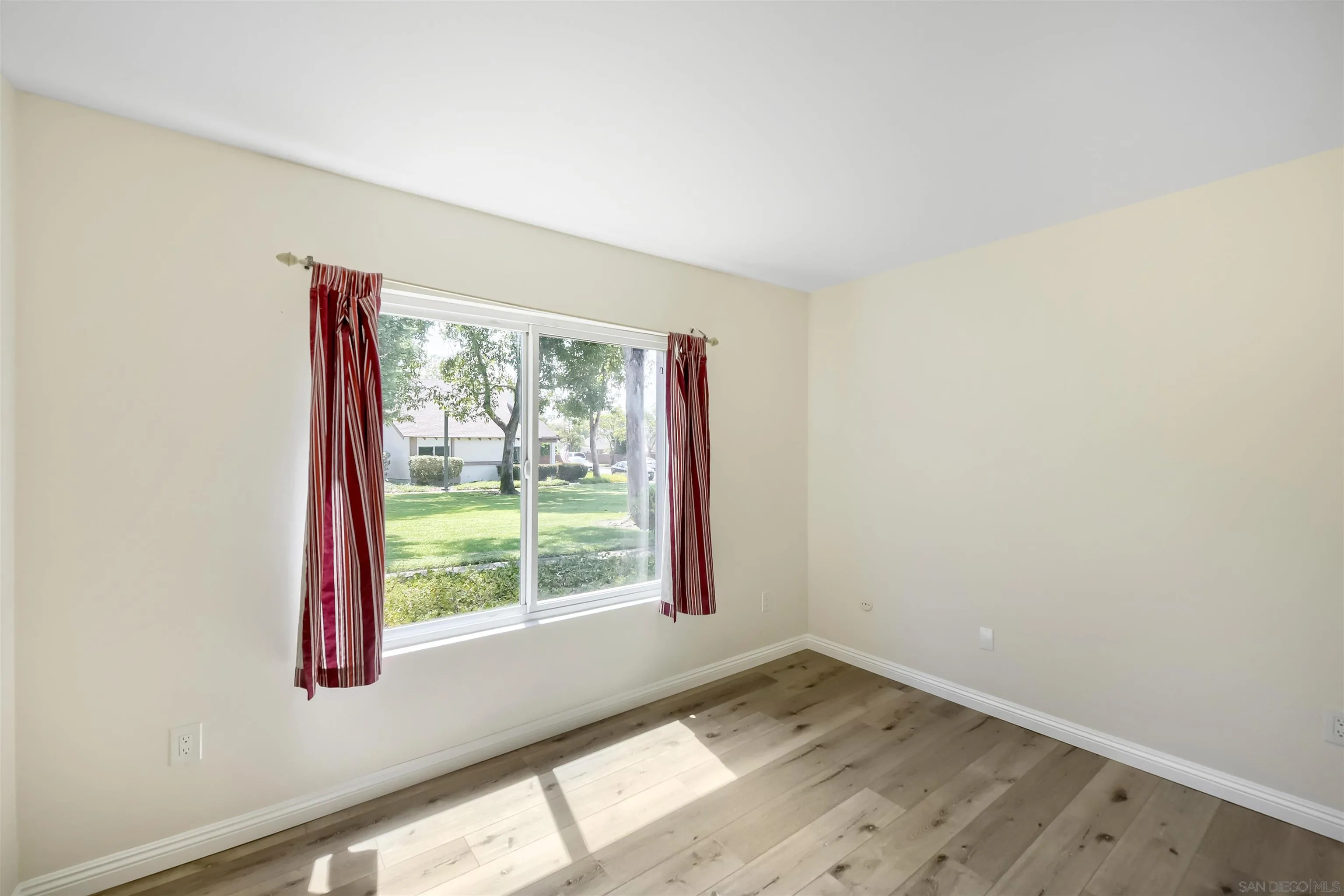 https://cdn.realtyfeed.com/cdn/127/260019257/6ef1abac82d19013e290e5e601d8741c.webp