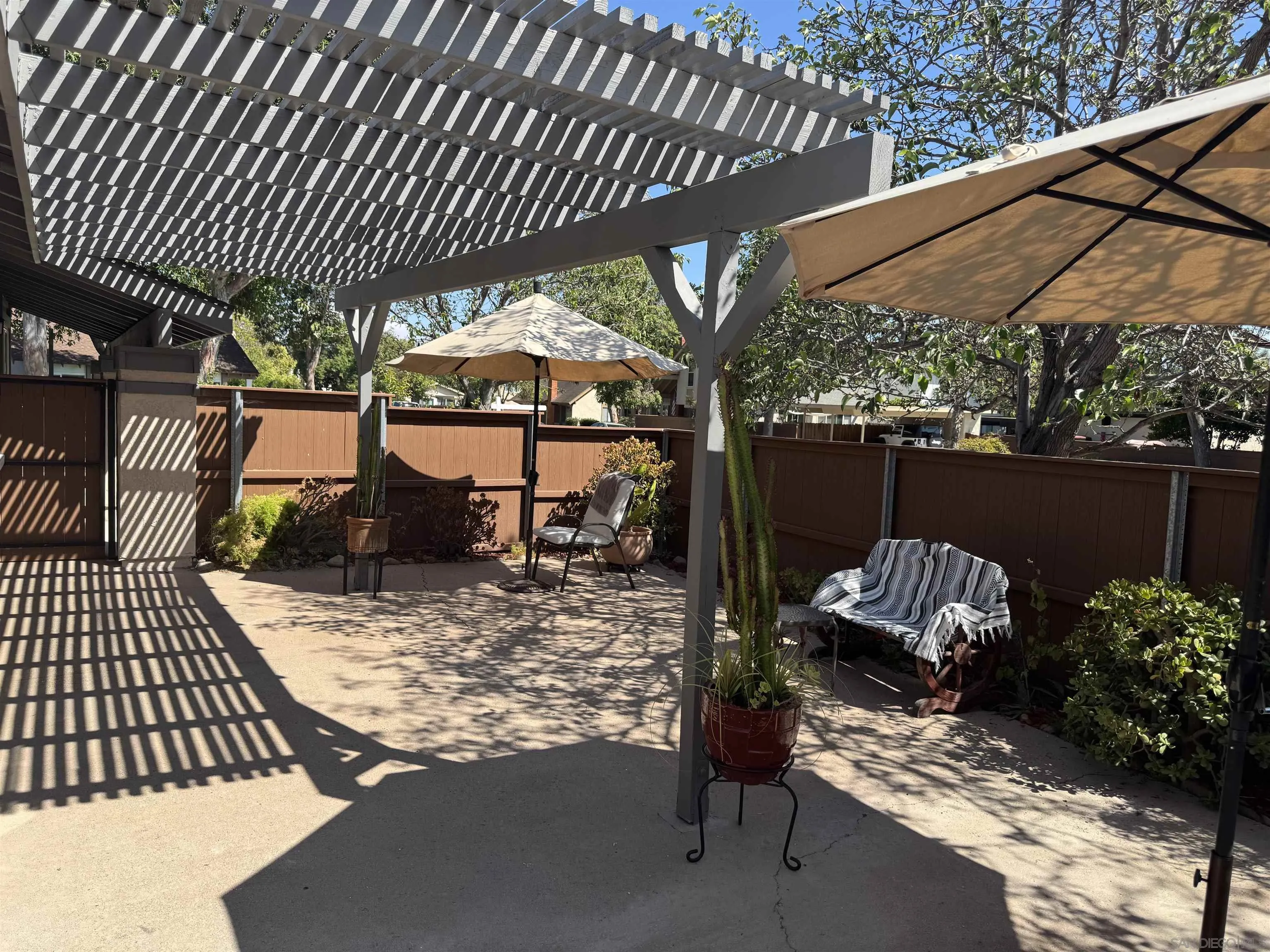 https://cdn.realtyfeed.com/cdn/127/260019257/74b4c4686ff5a7be56d86517e40f56eb.webp