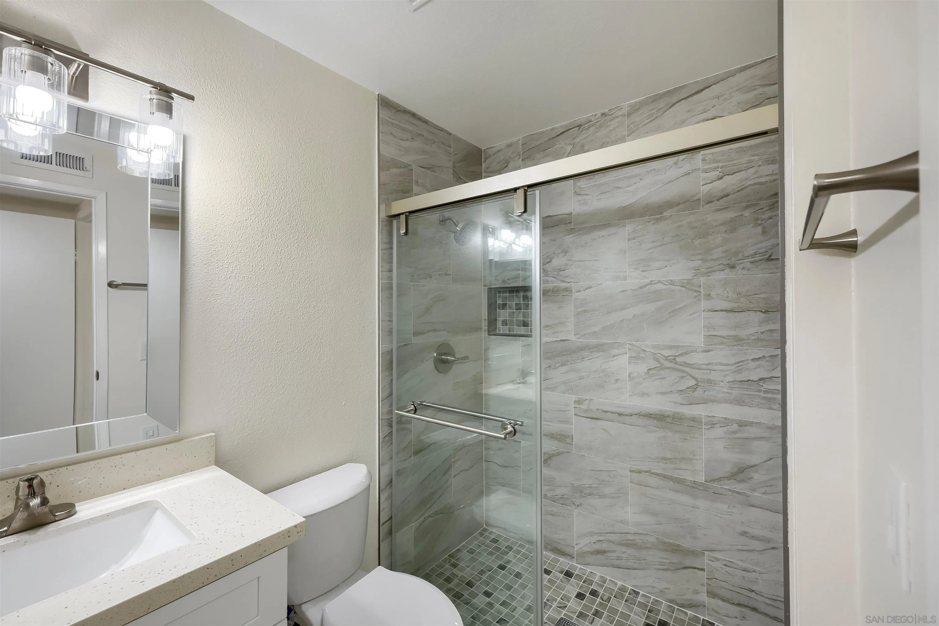 https://cdn.realtyfeed.com/cdn/127/260019257/e50371b43e46cfc051efb08d9d6a9712.webp