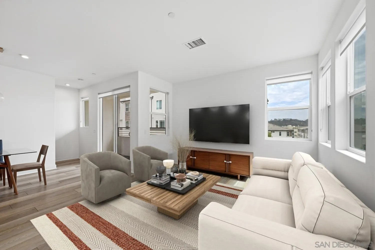 https://cdn.realtyfeed.com/cdn/127/260019258/2f461c34e73c8aa57c2afa3a977958d6.webp