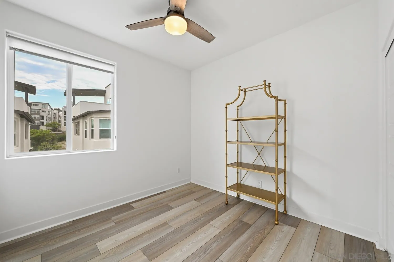 https://cdn.realtyfeed.com/cdn/127/260019258/63e7b3e29593395b13328902a9ad0d15.webp