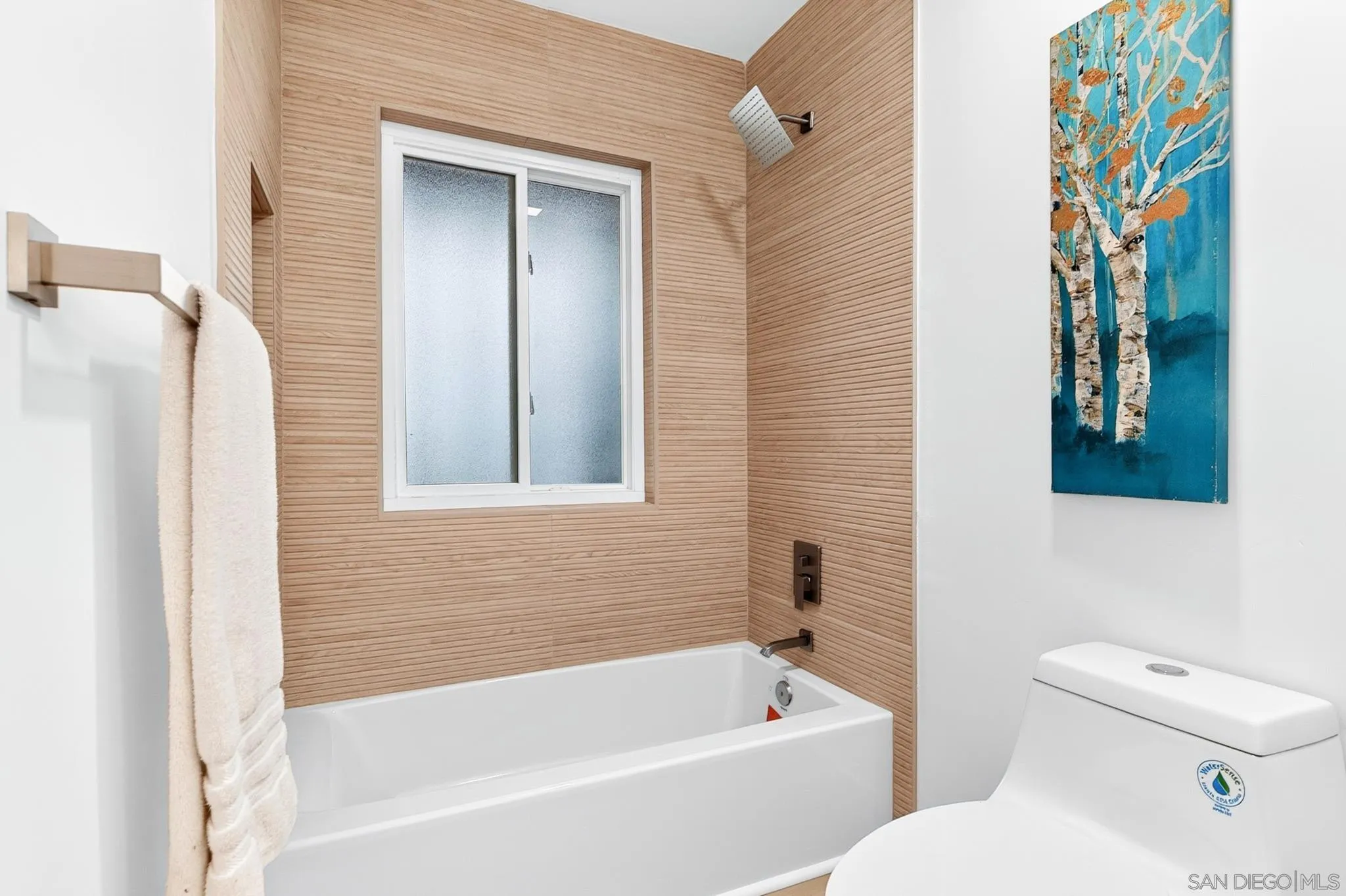 https://cdn.realtyfeed.com/cdn/127/260019260/1bb955e4d57833b6aff662cf1dcad960.webp