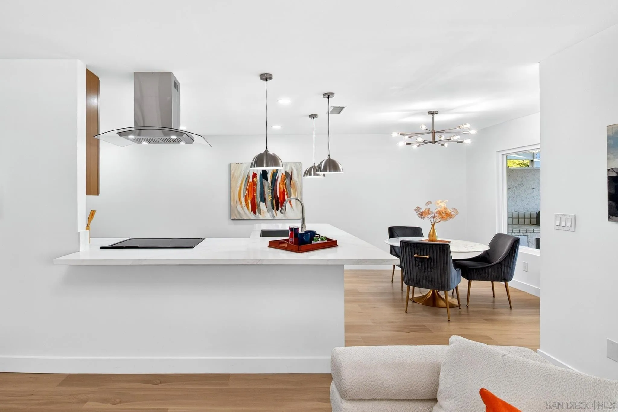 https://cdn.realtyfeed.com/cdn/127/260019260/dc7e533ffd753a80c27bcc6c012af0dd.webp