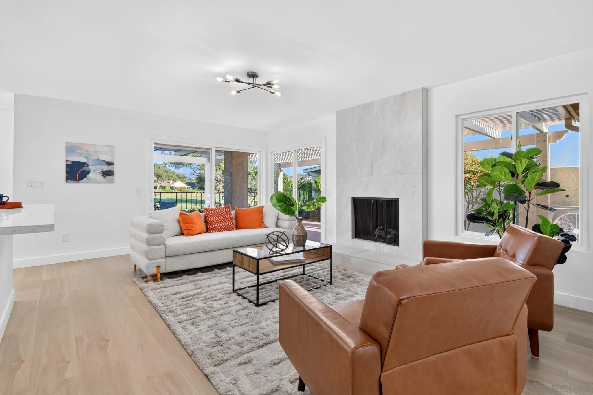 https://cdn.realtyfeed.com/cdn/127/260019260/fbd49ae3fe00e342b5c71cc9be77a0ef.webp
