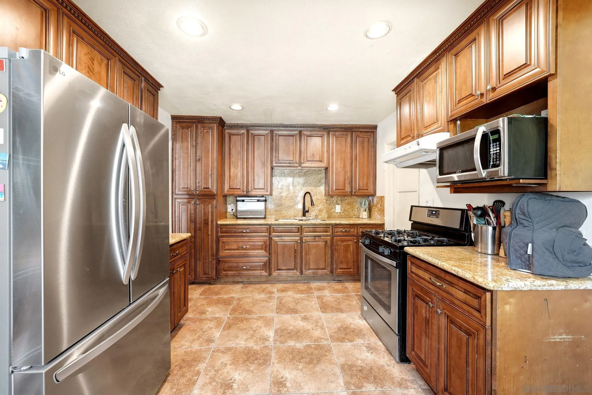 https://cdn.realtyfeed.com/cdn/127/260019262/78a9a236b31860d0dee0d8bc75b4d7dc.webp